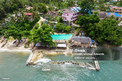 valencia philippines resorts.